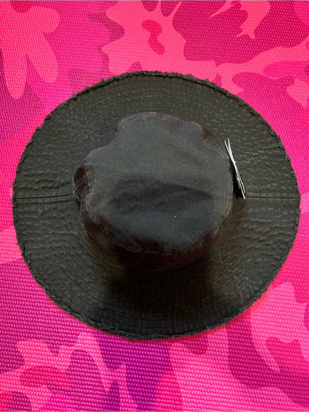 Women’s Black Wide-Brim Bucket Hat
